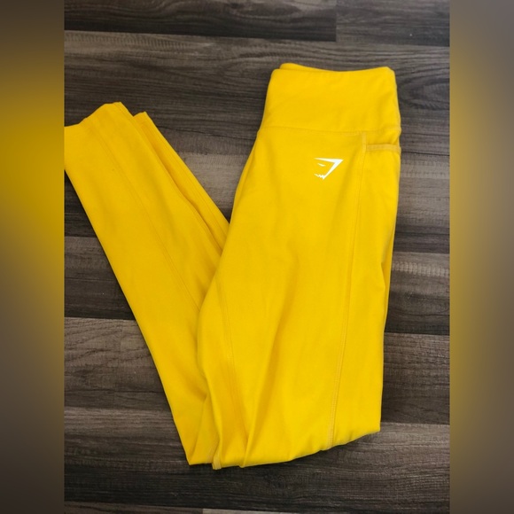 Gymshark Yellow Seamless Leggings - Picture 5 of 11